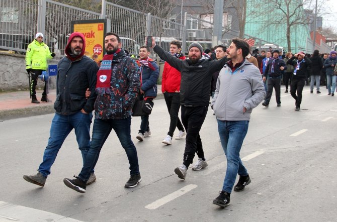 Trabzonspor Taraftarı Stada Giriş Yaptı