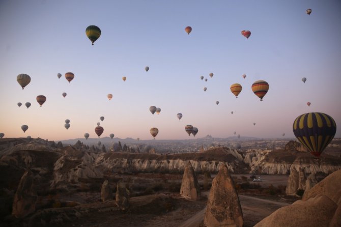 Kapadokya’da Sıcak Hava Balon Turları 2 Gün Boyunca İptal Edildi