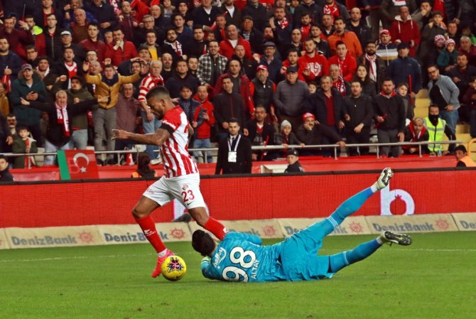 Antalyaspor İle Fenerbahçe Yenişemedi