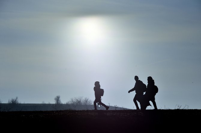 Yunan Askerleri Almayınca 2 Gün Adada Beklediler, Yüzerek Türkiye’ye Kaçtılar