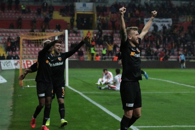 Süper Lig: Kayserispor: 1 - Göztepe: 0 (Maç Sonucu)