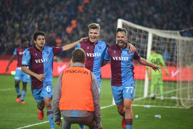 Ziraat Türkiye Kupası: Trabzonspor: 2 - Fenerbahçe: 0 (Maç Sonucu)