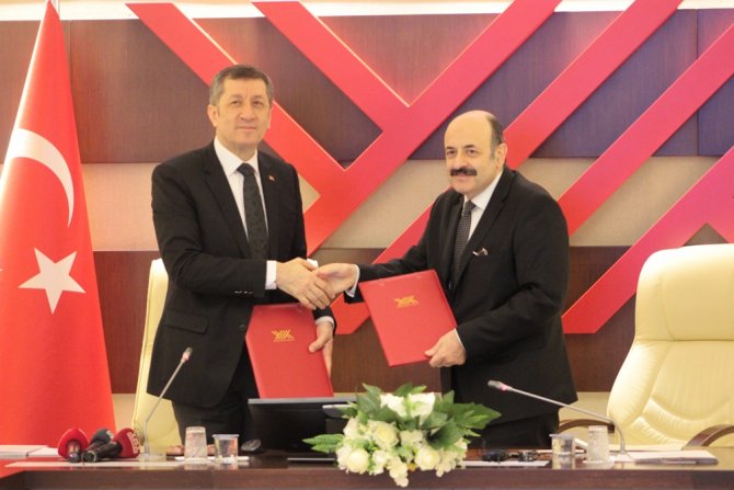 Meb Ve Yök’ten Eğitimde İş Birliğini Artırmak İçin Hamle