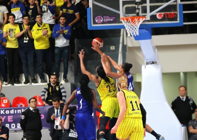 Kadınlar Türkiye Kupası: Fenerbahçe Öznür Kablo: 73 - Çankaya Üniversitesi: 65