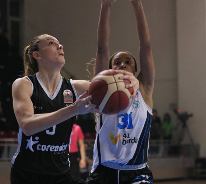 Kadınlar Türkiye Kupası: İzmit Belediyespor: 84 - Beşiktaş: 71