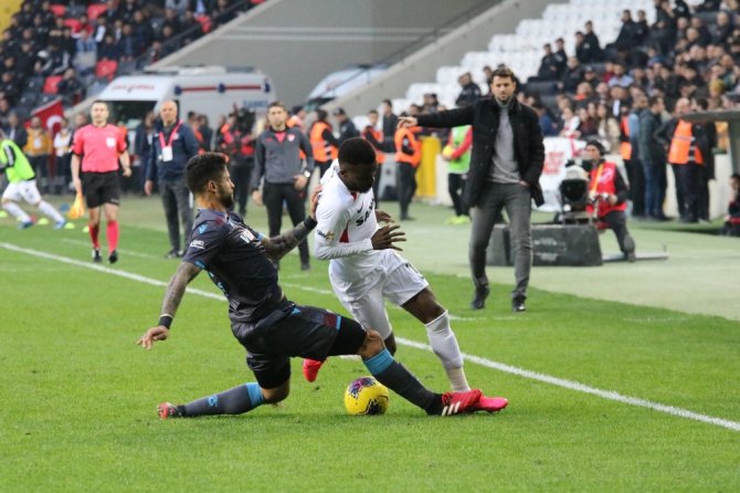 Trabzonspor’a Liderlik Yolunda Gaziantep Çelmesi !