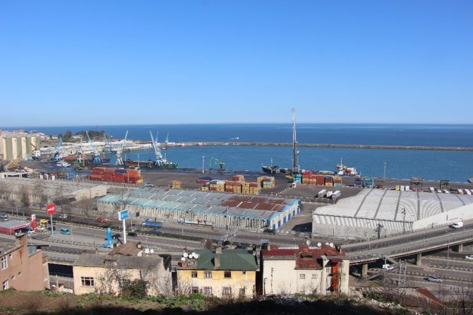 Yaklaşık 11 Yıldır Trabzon’dan Rusya’ya Yapılamayan Ro-ro Seferlerinin Umudu Karadeniz-akdeniz Karayolu Projesi