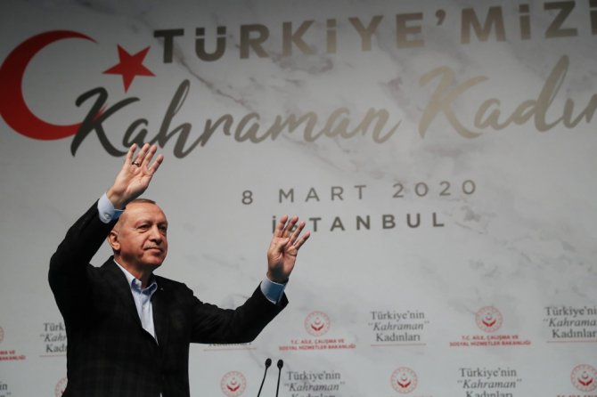 "Kapıları Aç, Avrupa’nın Diğer Ülkelerine Gitsinler"