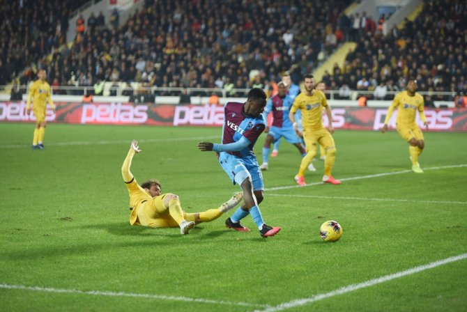 Karadeniz Ekibi Rakibine 3-1 Üstünlük Sağladı