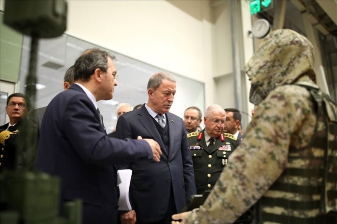 Bakan Akar, Aselsan’ı Ziyaret Etti