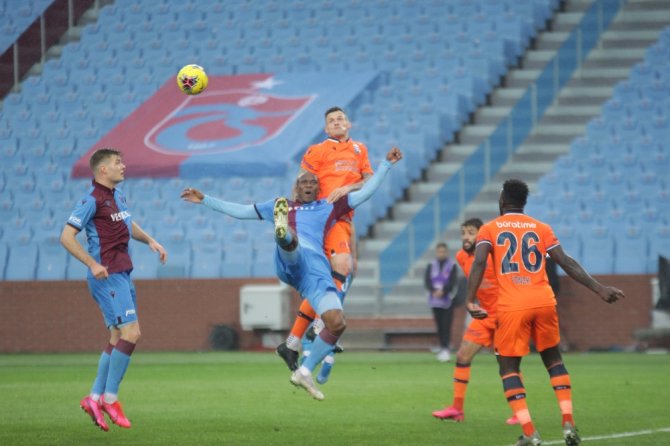 İlk Yarıda Gol Yok