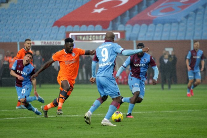 İlk Yarıda Gol Yok