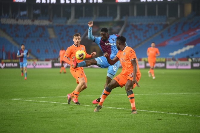 Süper Lig: Trabzonspor: 1 - Medipol Başakşehir: 1 (Maç Sonucu)