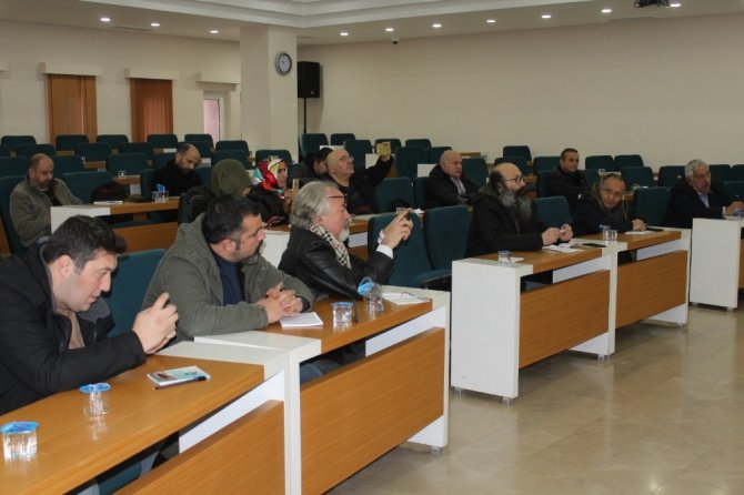 Vali Sarıfakıoğulları: 