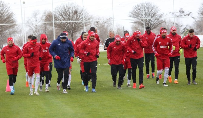 “Futbolcular Huzur İçinde Maça Çıkmıyor”