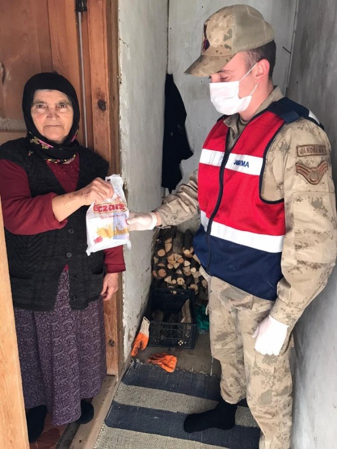 Artvin Valiliğince ’Vefa Sosyal Destek Grubu’ Oluşturuldu