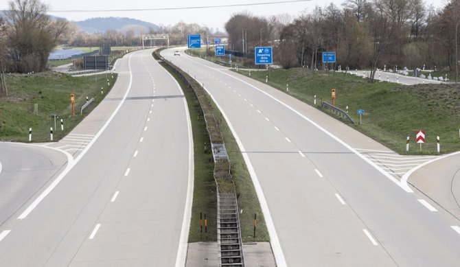 Almanya’da Korona Nedeniyle Ölü Sayısı Bin 158’e Çıktı