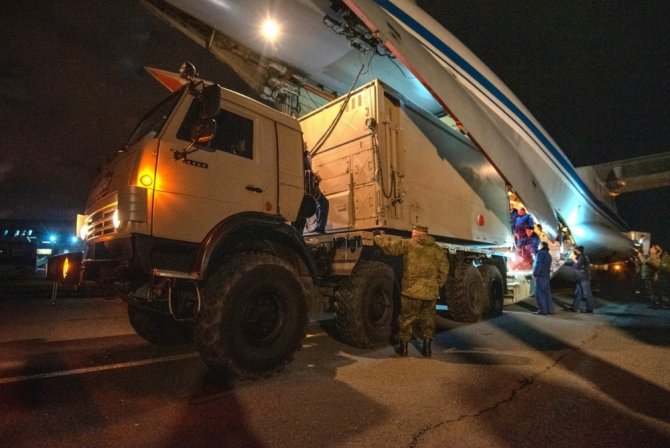 Rusya’dan Ermenistan’a Maske Ve Tıbbı Cihaz Yardımı