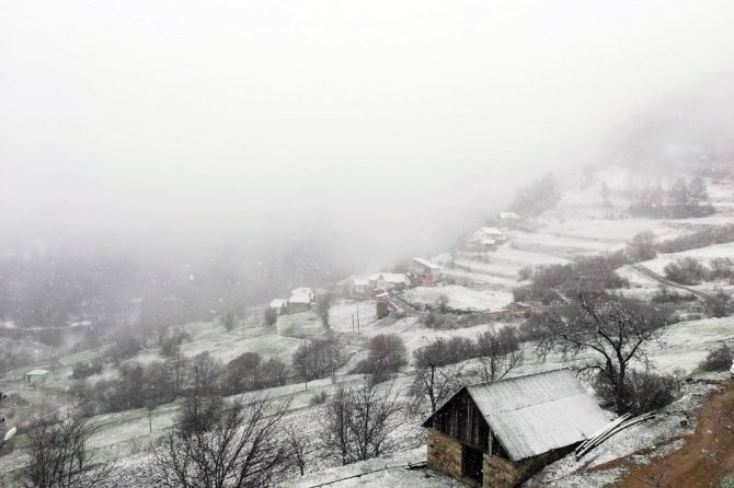 Gümüşhane’ye Abrel 5 Sürprizi