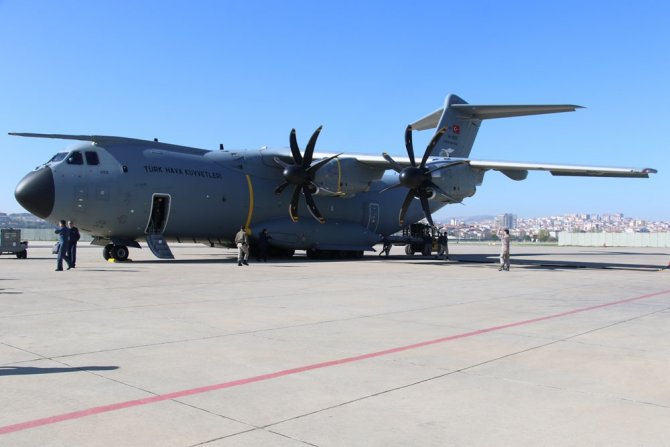 Türkiye’den Somali’ye Malzeme Yardımı