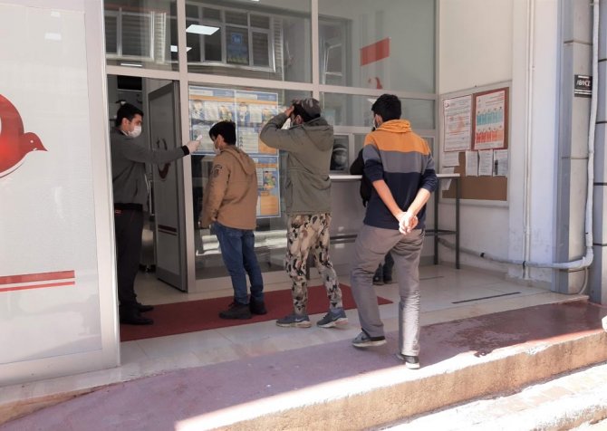 Sınırdan Geçemeyen Göçmenler Samsun’a Getirildi