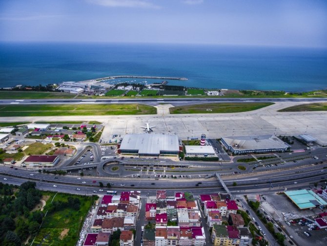 Trabzon Havalimanı Pisti Bakıma Alınıyor