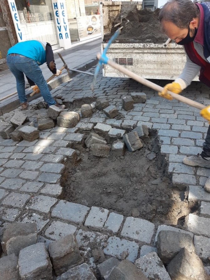 Büyükşehir Sokağa Çıkma Kısıtlamasını Fırsata Çevirdi