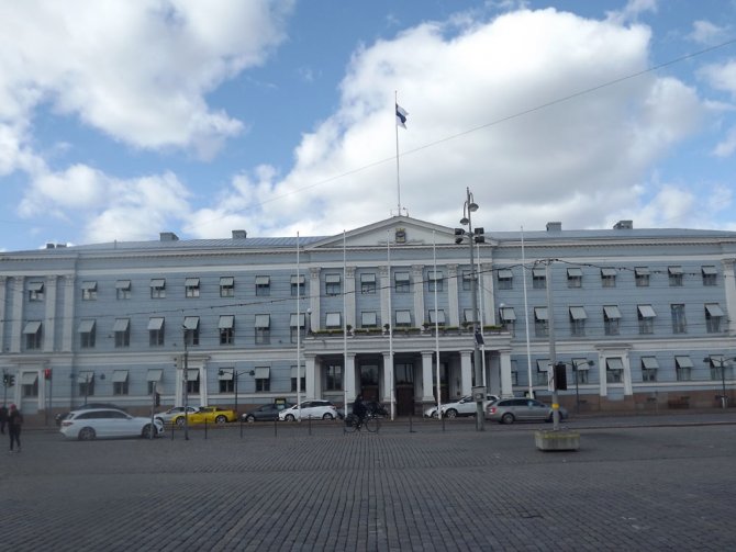 Finlandiya, Okullar Kademeli Olarak Açılıyor