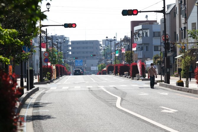 Japonlar ’Altın Hafta’ Tatilini Evinde Geçiriyor