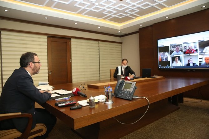 “Sporda İthal Eden Değil, İhraç Yapan Ülkeye Dönüşmeliyiz”