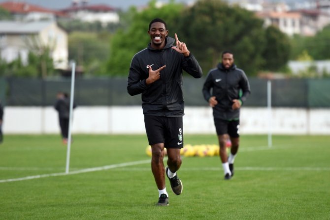 Denizlispor, Asgari Katılımla Antrenman Yaptı