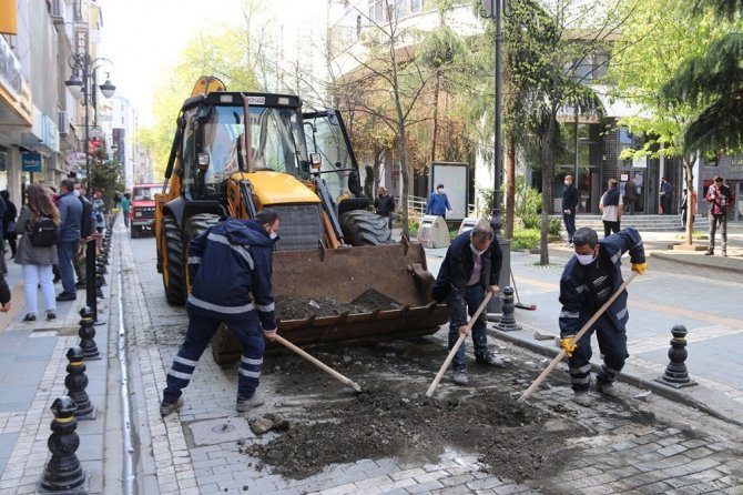 Akçaabat Belediyesi Korana Virüsüne Rağmen Çalışmalarını Hız Kesmeden Sürdürüyor