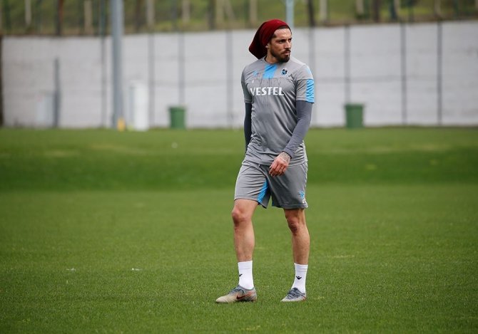 Trabzonspor Antrenmanlara Başladı