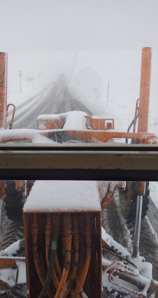 Giresun’un Yüksek Kesimlerinde Kar Yağışı