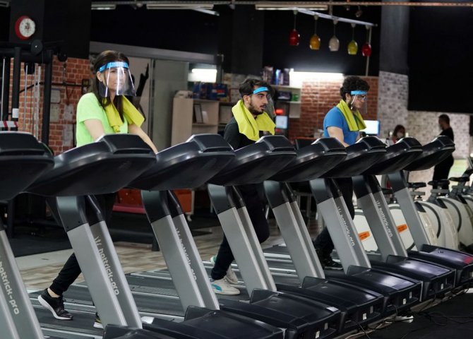Spor Salonlarında Sosyal Mesafe Ve Korona Virüs Önlemleri Tanıtıldı