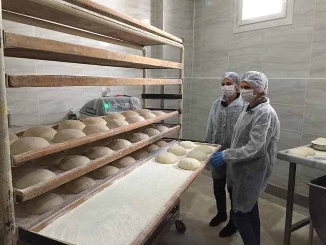 Trabzon’da Bu Yılın İlk 4 Ayında 150 Gıda İşletmesine 5 Bin 570 İle 27 Bin 780 Tl Arasında Para Cezası Kesildi