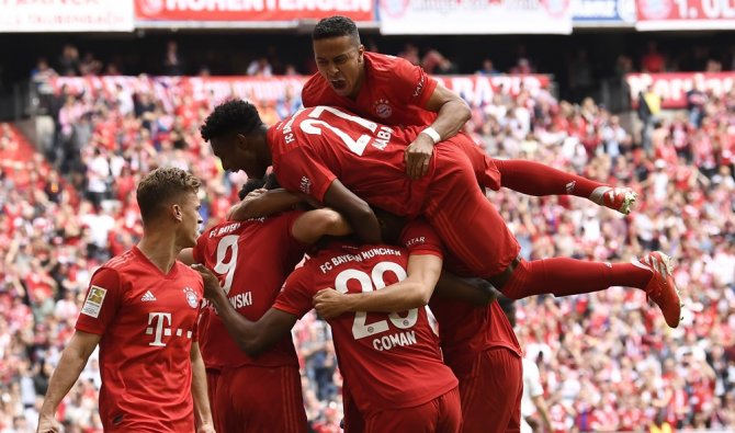 Bundesliga’da Perde Yarın Açılıyor