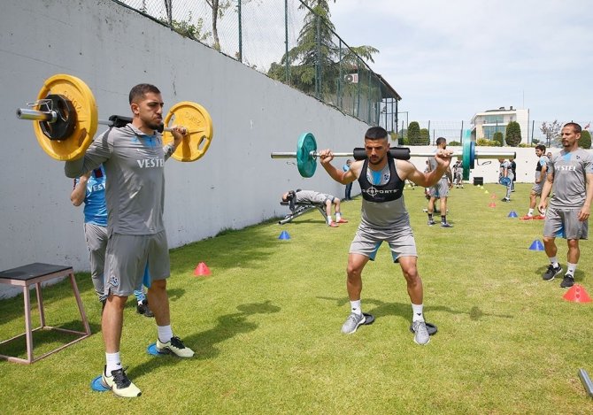 Trabzonspor, Çalışmalarını Sürdürdü