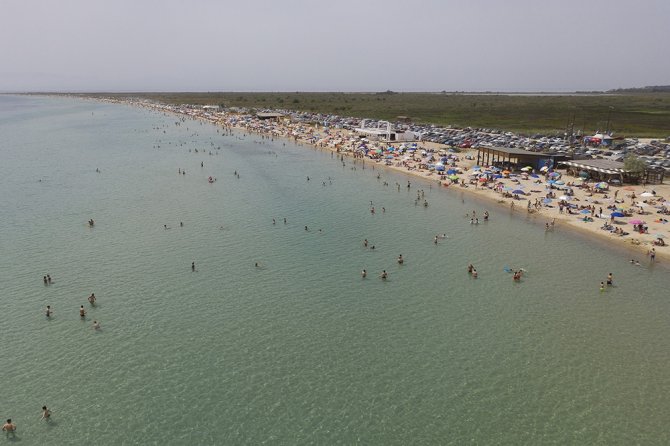 Yunanistan’da Plajlar Açıldı