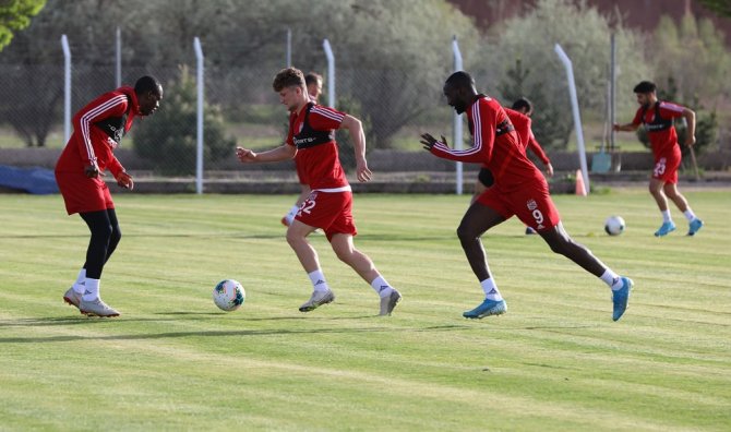 Sivasspor’da İdmanlar Devam Ediyor