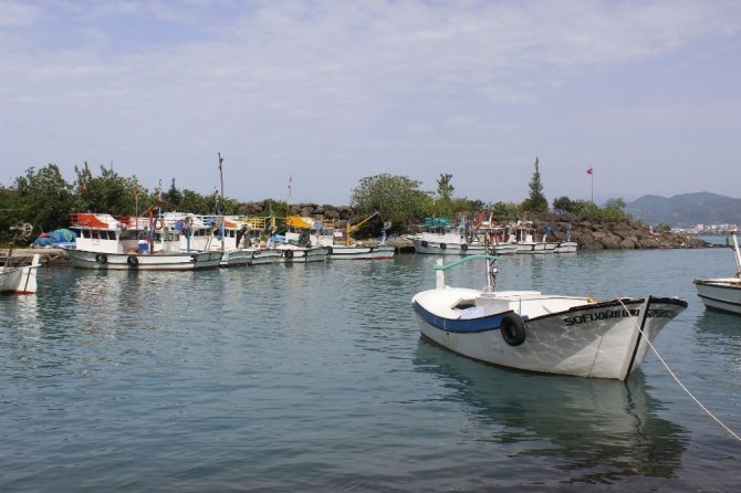 Giresunlu Balıkçılar Gelecek Av Sezonunun Hazırlıklarına Başladı