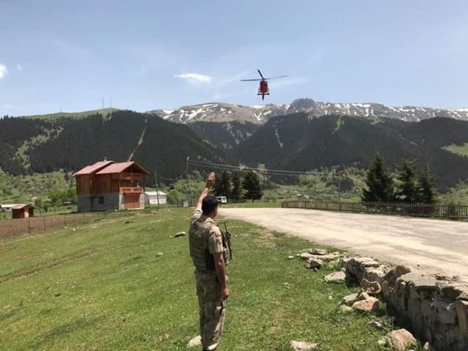 Helikopter Ambulans Bu Kez Mantardan Zehirlenen Hasta İçin Havalandı