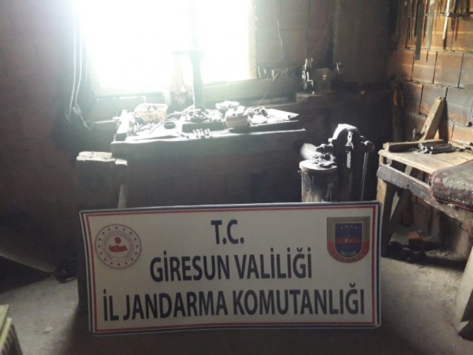 Giresun’da Silah Kaçakçılarına Baskın