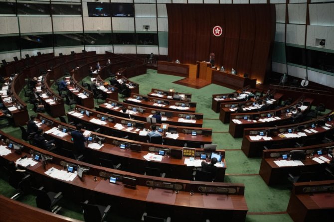 Hong Kong’da Ulusal Marş Yasası Görüşülmeye Devam Edilecek