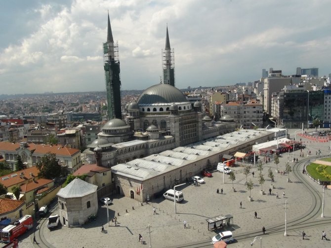 Kültür Bakanı Yardımcısı Demircan: “Taksim Camii’nin Yüzde 90’ı Bitti”