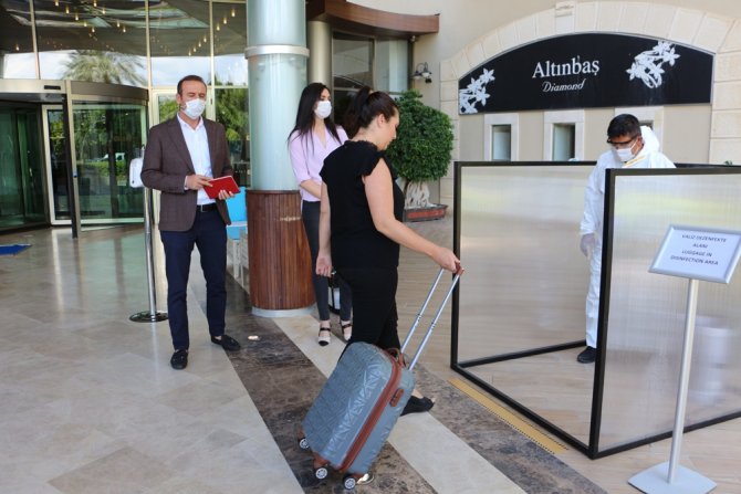 Türkiye’de İkinci ’Güvenli Turizm Belgesi’ Alanya’daki Otele Verildi