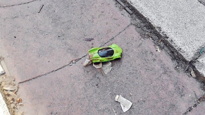 Sokakta Oynayan 7 Yaşındaki Çocuğa Minibüs Çarptı