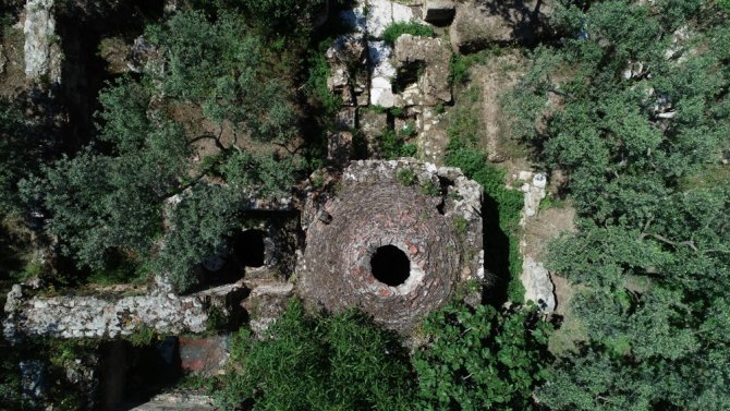 Zeytinliklerin Arasında Unutulmuş Osmanlı’nın İlk Hamamı Gün Yüzüne Çıkmayı Bekliyor