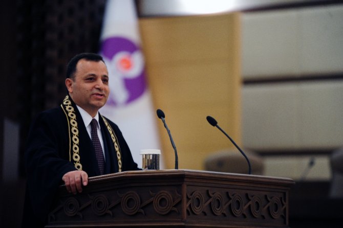 Aym Başkanı Arslan: “Irkçılık Salgından Daha Tehlikeli”