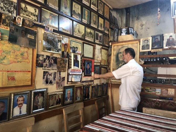 Ölüler Kıraathanesi, Kapılarını Yeniden Açtı